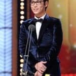 T.O.P из BIGBANG (Чхве Сын Хён) получил награду в номинации "Популярная Звезда "Корейской Волны"