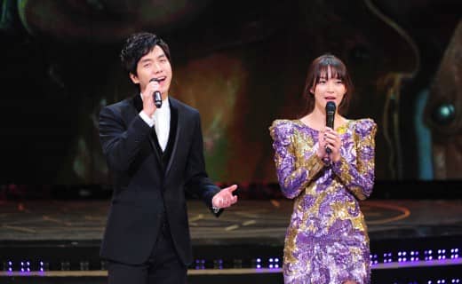 Ли Сын Ги и Син Мин А спели дуэтом на ‘2010 SBS Drama Awards’