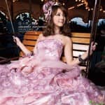Сасаки Нозоми выступила моделью для салона свадебных платьев
