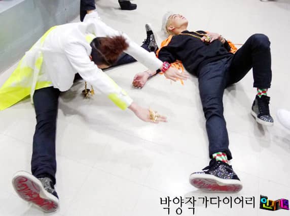 “Inkigayo” поделились фотографиями GD&TOP-а в приемной