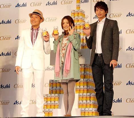 Уэто Ая, Мукаи Осаму, Черепаха Мацумото в новой рекламе от "Asahi Beer"