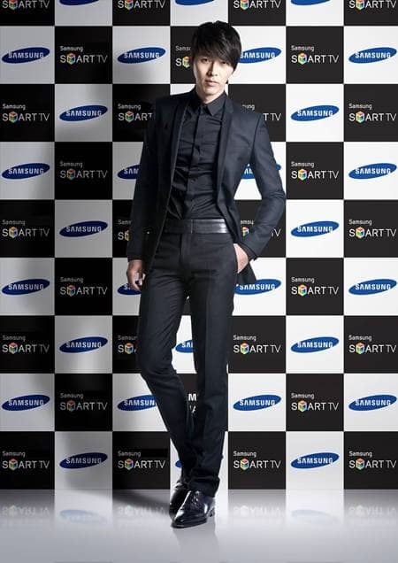 Samsung Smart TV выпустили специальный DVD-диск с Хён Бином