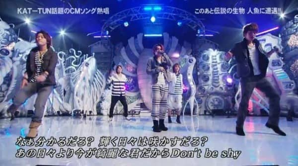 KAT-TUN спели “WHITE” в программе «HEY! HEY! HEY!»