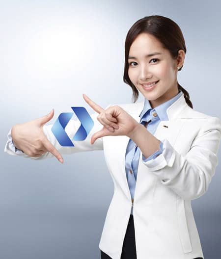 Пак Мин Ён ‘Королева Рекламы’ для “KDB Life”