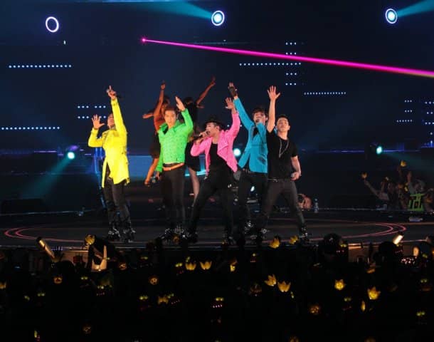 От концертов BIG BANG в Японии обалдели более 100 000 фанатов... Возвращение группы в Корею