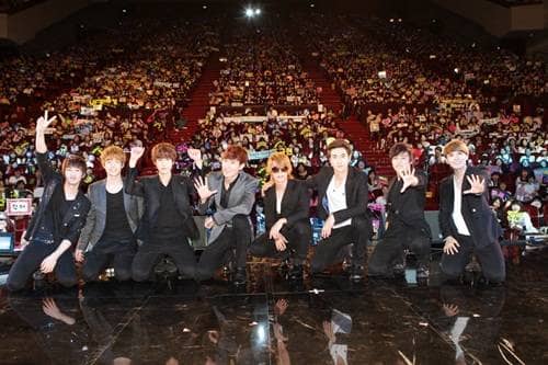 Super Junior-M провели вторую фан-встречу с 6 200 поклонниками на Тайване