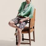 Ли Чжан У примерил летние наряды в журнале ‘Esquire’