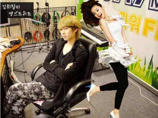 Сохи из Wonder Girls позвонила ХиЧхолю в последний день его передачи "Youngstreet radio"
