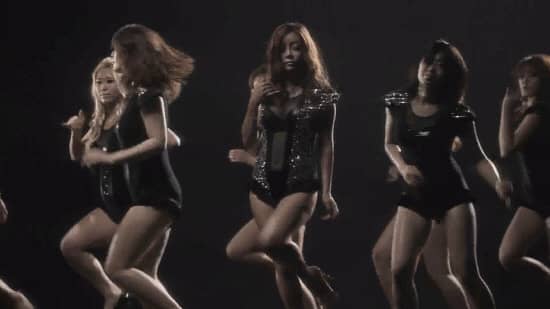 Хваёби выпустила музыкальное видео на песню “I’m OK”!