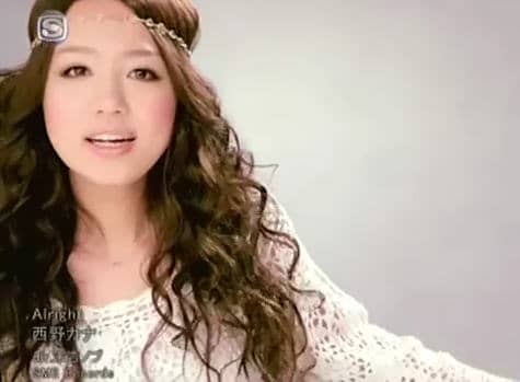 Нишино Кана представила видеоклип на песню “Alright”!