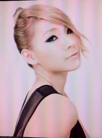 CL из 2NE1 участвует в рекламной фотосессии для ‘Lancome’