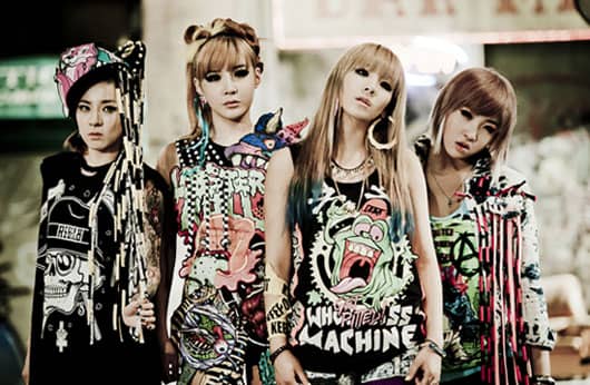 2NE1 выпустили тизер к японской версии “Ugly” с CL и Минзи