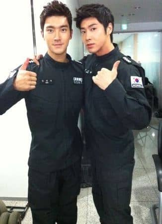 Юно Юнхо и Чхве Си Вон преобразились в членов спецотряда береговой охраны для сериала "Посейдон"