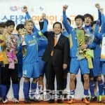 Футбольная команда знаменитостей "FC Men" выиграла ’Звездный Кубок Мира 2011’