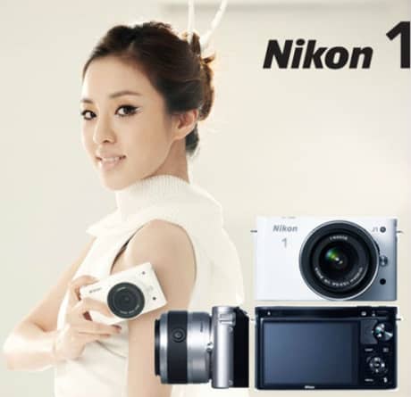 Посмотрите рекламу Nikon с очаровательной Сандарой Пак