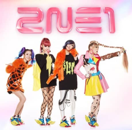 2NE1 выпустили превью японского видеоклипа "Go Away"