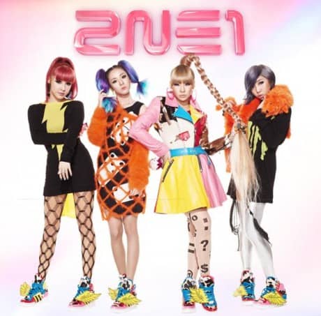 2NE1 выпустили превью японского видеоклипа "Go Away"