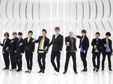 Послушайте японскую версию “Mr. Simple” группы Super Junior