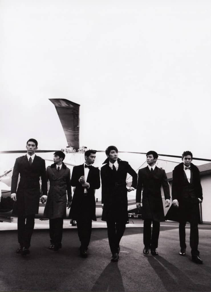 Альбом «REPUBLIC OF 2PM» занимает вторую строчку чарта Орикон