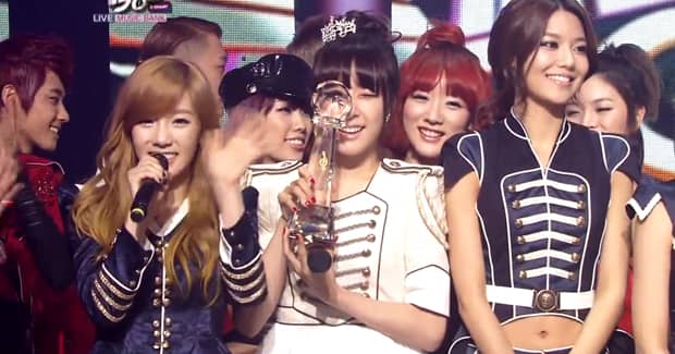 SNSD выиграли ‘Music Bank’ + другие выступления