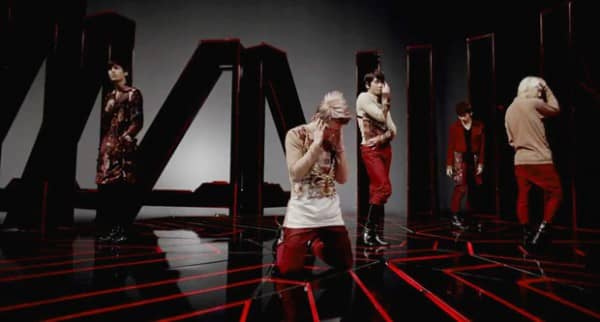 Не пропустите полноценный клип новой группы AA - “Because I’m Crazy”!