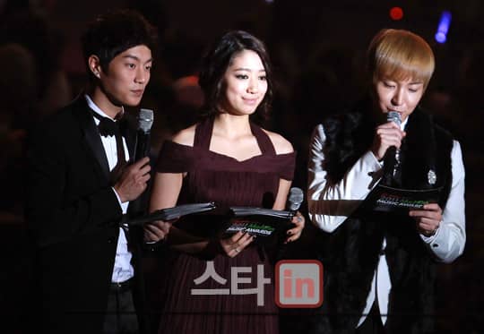 Победители и выступления Церемонии награждения ’Melon Music Awards 2011’