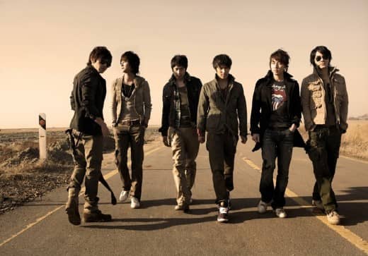 Shinhwa возвращаются 14 марта 2012 года: "С возвращением проблем нет"