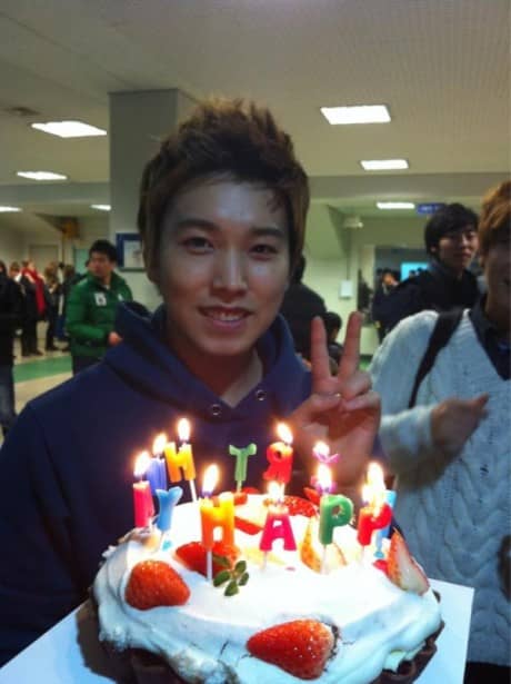 СиВон из Super Junior поздравляет СонМина с Днем рождения