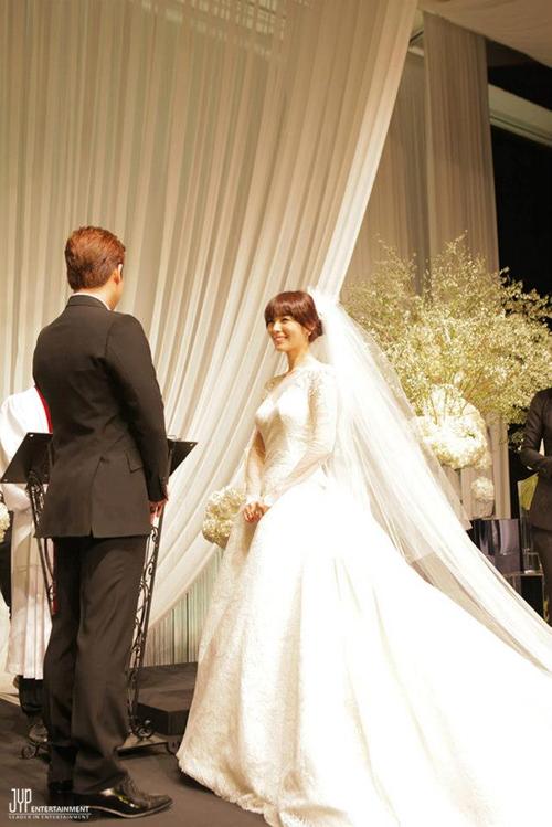 Фото со свадебной церемонии СонЕ + бонус фото Wonder Girls
