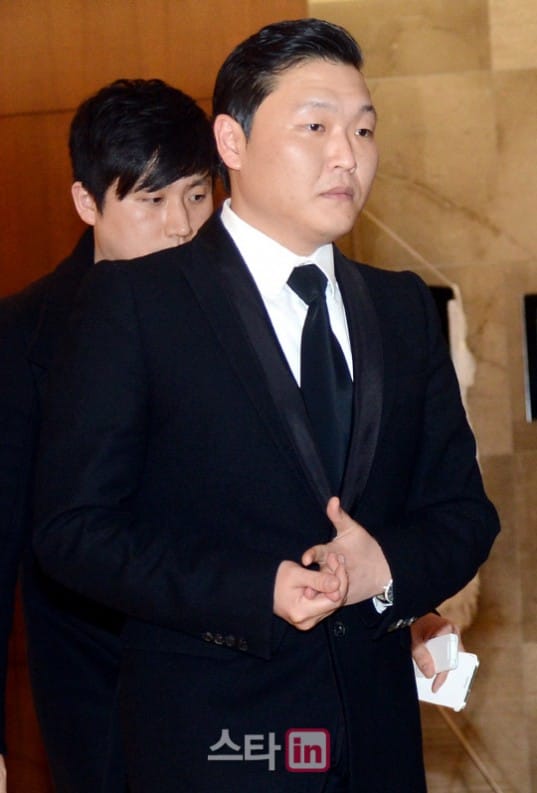 Psy взял на себя все расходы на похороны Им Юнтэка