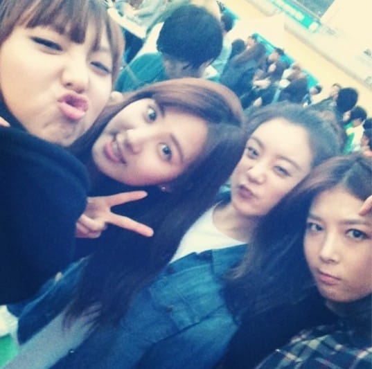 Мин из miss A сфотографировалась с Сохён из Girls' Generation и с Wonder Girls