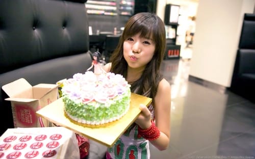 Фанаты Girls’ Generation празднуют день рождения Санни