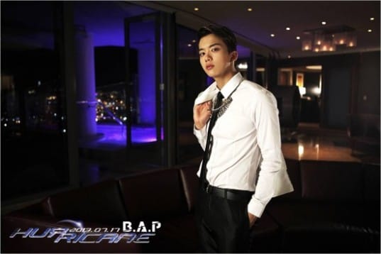 B.A.P выпустили фото-тизеры с Дэхёном и Ёнджэ для "Hurricane"