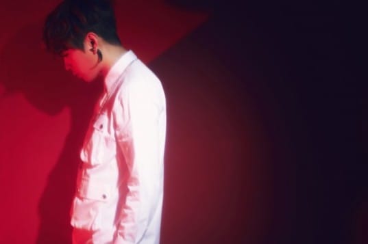 Чунхён из B2ST выпустил фото-обложку для сольного мини-альбома 'Flower' + фото-тизеры