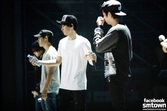 Super Junior представили фотографии с репетиции 'Super Show 5 в Пекине'