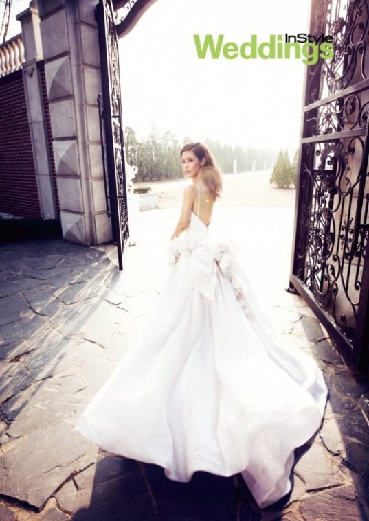 Прекрасная Ли Юн Джи в свадебной фотосессии для InStyle Wedding