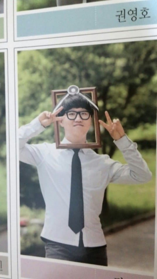 Корейские старшеклассники заканчивают год с девизом "ТРОЛОЛО" и делают удивительные фото для альбома