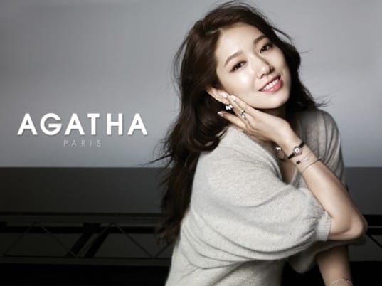 Пак Шин Хё на снимках для бренда AGATHA