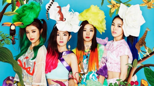 Песня Happiness новой группы Red Velvet добралась до первых строчек чартов