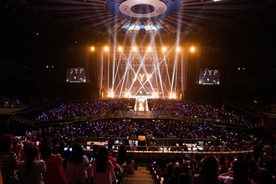 JYP Nation стартуют с семейным концертом "ONE MIC" в Сеуле