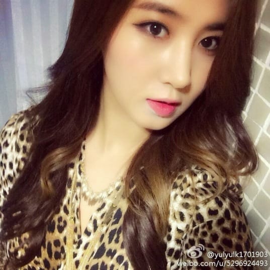 Юри из Girls' Generation присоединилась к Weibo