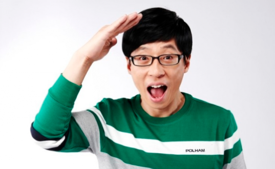 yoo-jae-suk-in-green-sweater