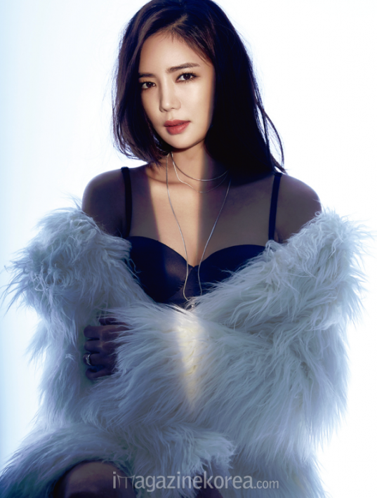 korean-actress-lee-tae-im-esquire-magazine-january-2016-photos