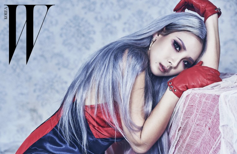 cl-in-the-january-2016-issue-of-w-korea-magazine-2