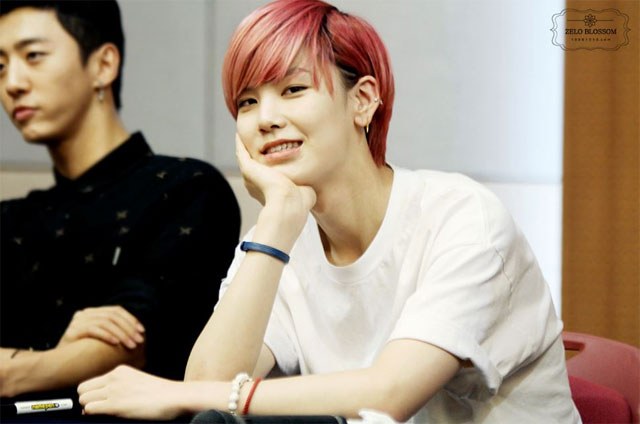 kpop-idol-pink-hair-zelo-bap