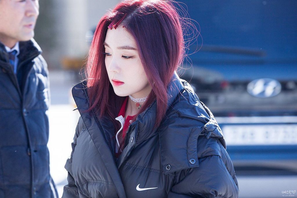 Айрин из Red Velvet появилась на публике с новым цветом волос