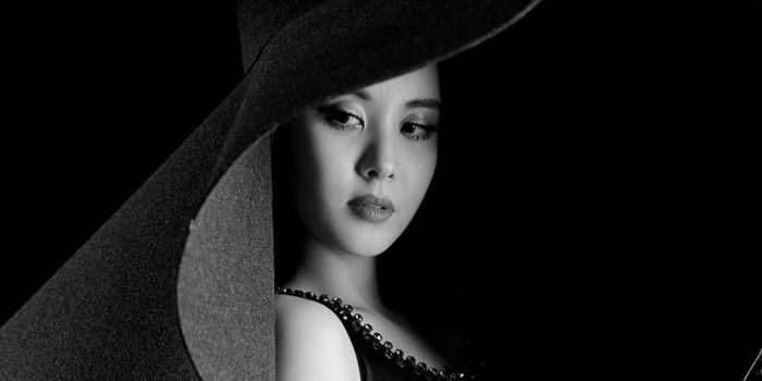 Сохён из Girls' Generation представила постер для 1-го сольного концерта "Love, Still - Seohyun"