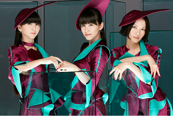 Perfume показывают обложки сингла "TOKYO GIRL"