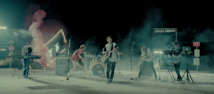 Дебютный клип группы DAY6 преодолел отметку в 10 миллионов просмотров на YouTube