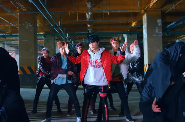 Billboard: "Цель BTS - выжить в новом клипе "NOT TODAY"